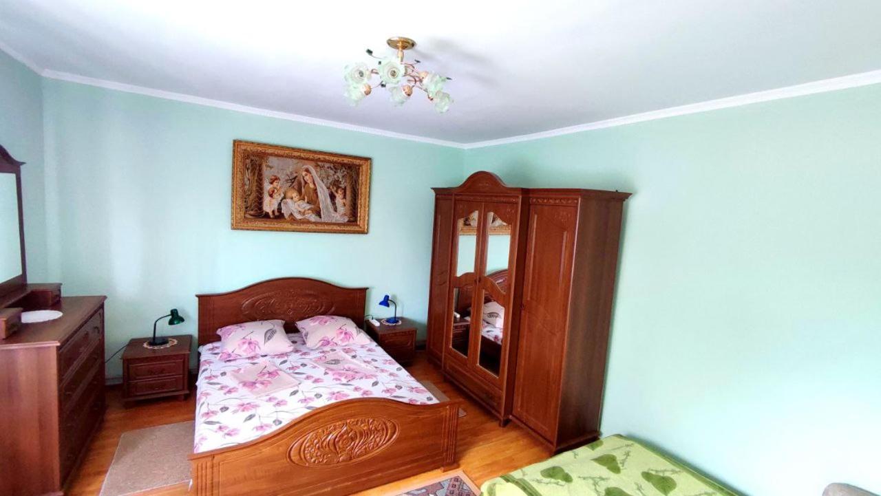 Садиба Анна - Термальні Води Косино Zapson Extérieur photo