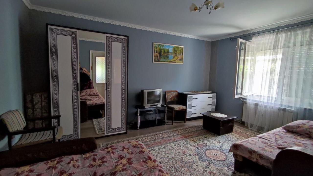 Садиба Анна - Термальні Води Косино Zapson Extérieur photo